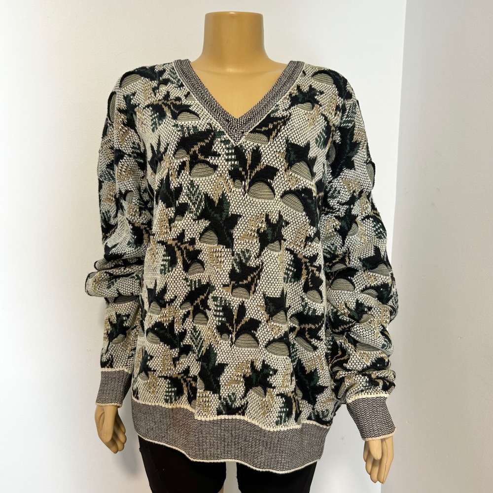 Descente Golf‎ Collection Men's XXL V-Neck Pull Over Mod Leaf Print Sweater